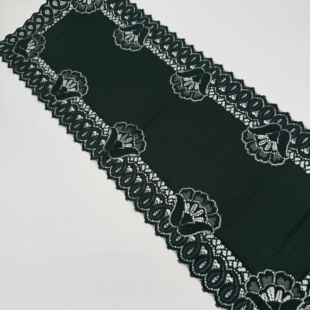 Vintage Green Lace Placemats & Table Runners Set 5 Floral‎ Scalloped Decor